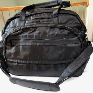 Lug Steamboat Convertible Travel Bag - black